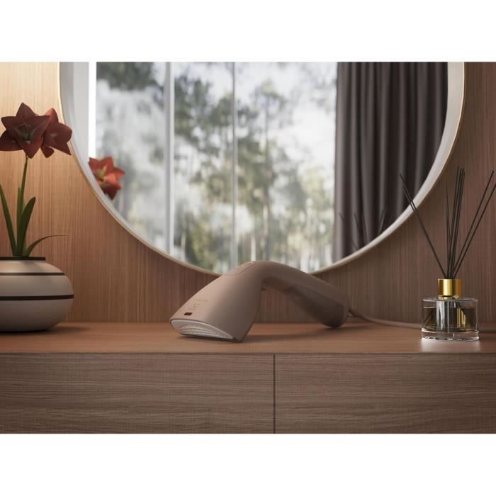 Défroisseur vapeur - Electrolux - Refine 700 - 1600W - 26g/min - Noyer Beige