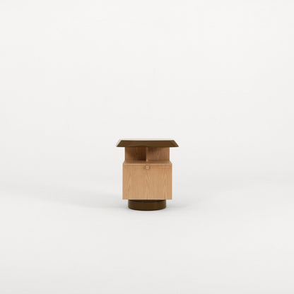 Atlas Mini détail étagères chêne