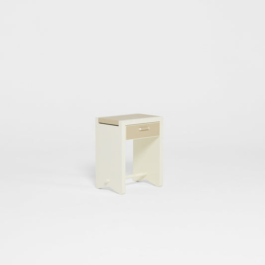 Chevet Delhos laque blanc forme organique