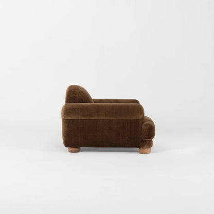 Fauteuil Saint Germain détail accotoirs